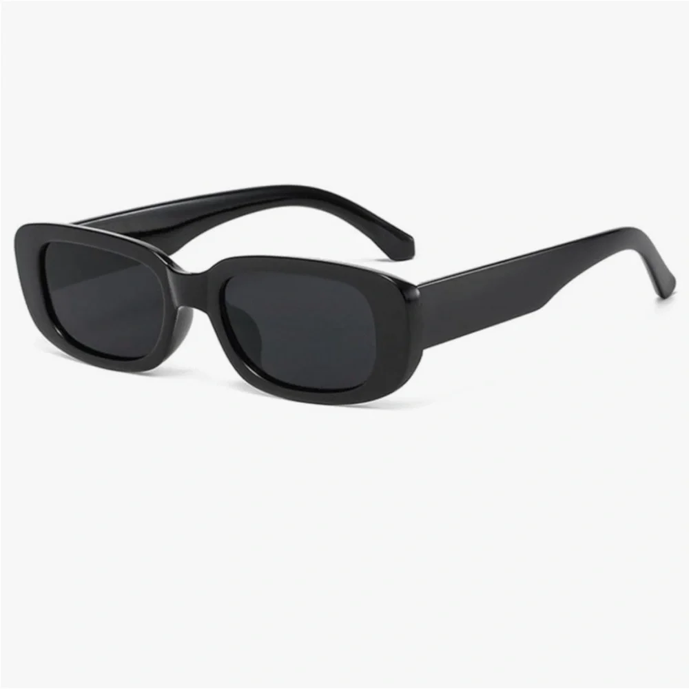 NEW TRENDY BLACK AND BROWN SUNGLASSES-2 PAIRS